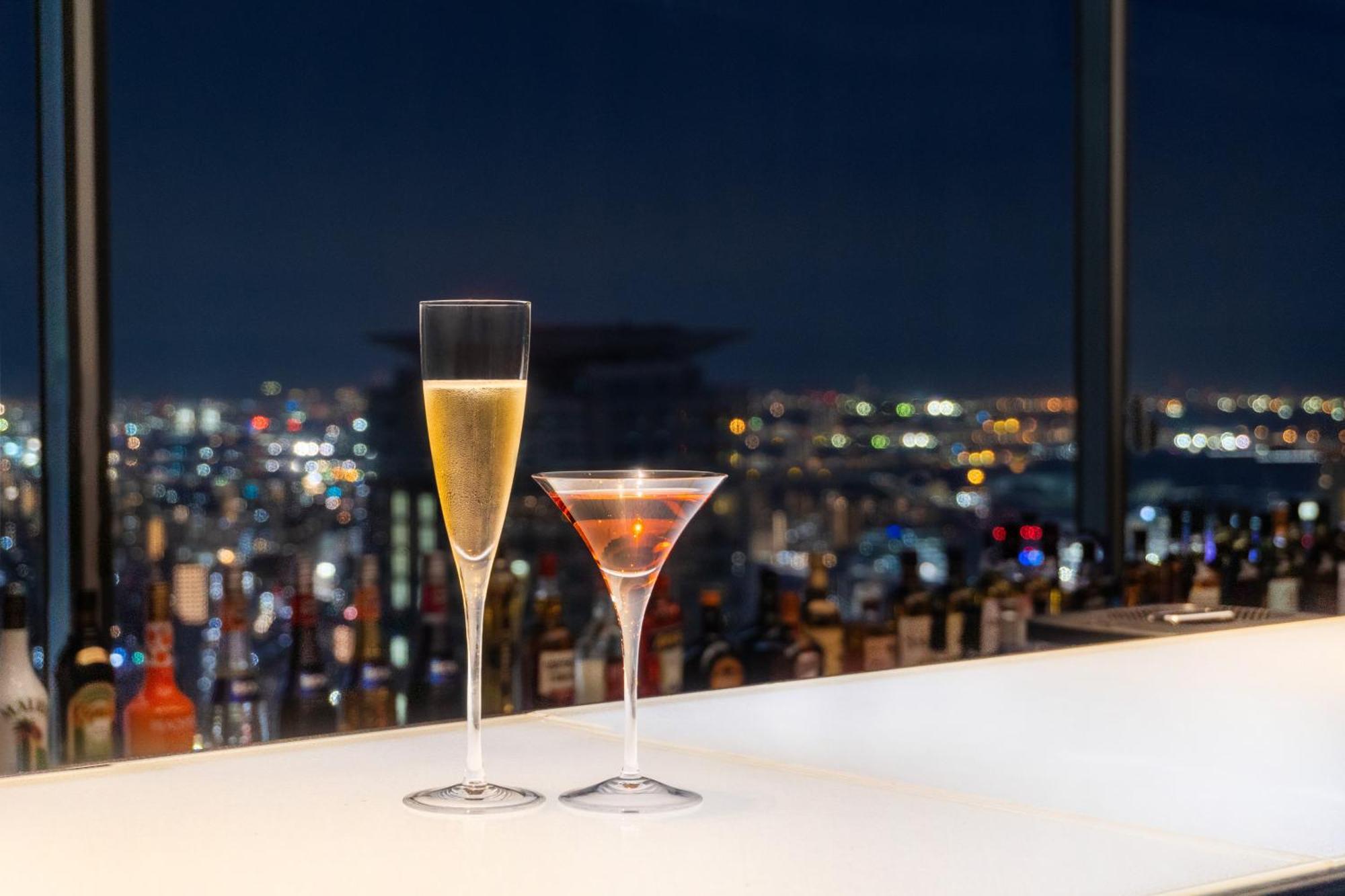 Ana Crowne Plaza Kobe By Ihg Hotel Exterior photo Sky bar