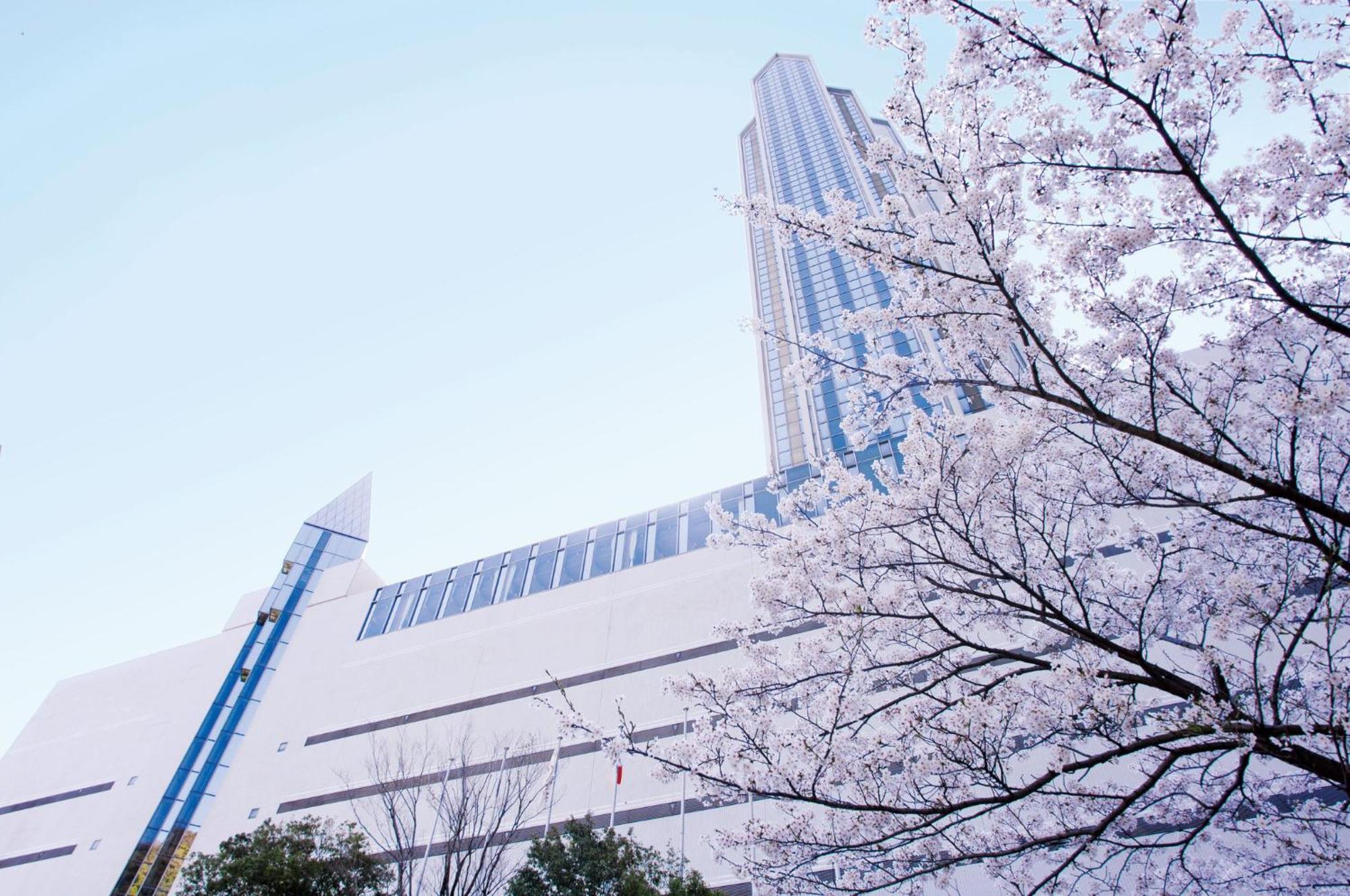 Ana Crowne Plaza Kobe By Ihg Hotel Exterior photo The museum in April 2012