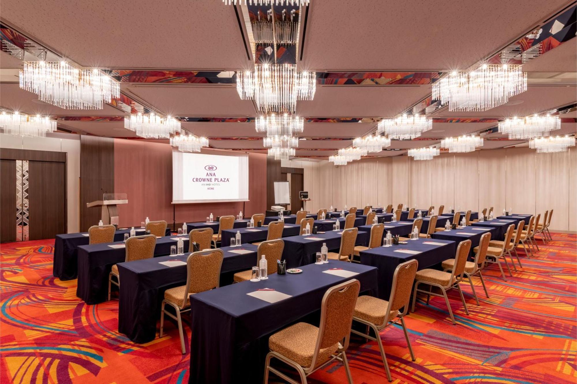 Ana Crowne Plaza Kobe By Ihg Hotel Exterior photo Empire Hall